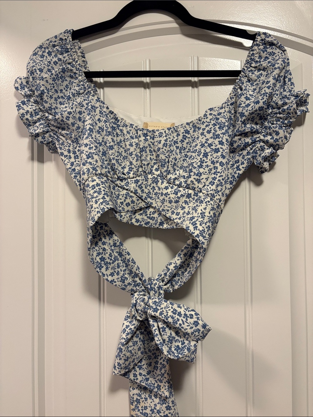 Blue Floral Tie-Back Crop Top - Women's Altar’d State